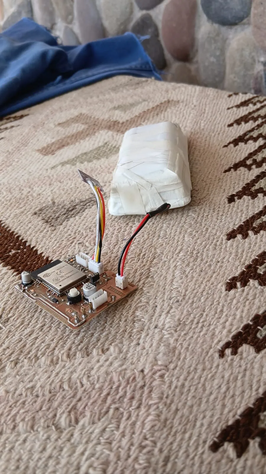 Module with battery power